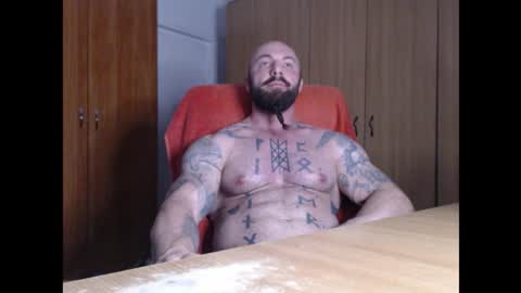 Snapshot of strongivan chatting on 2, 12, 2025 StrongIvan online show from 2, 12, 2025