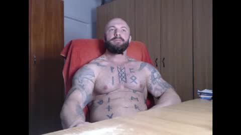 Snapshot of strongivan chatting on 3, 5, 2026 StrongIvan online show from 3, 5, 2026