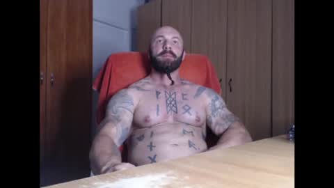 Snapshot of strongivan chatting on 2, 6, 2026 StrongIvan online show from 2, 6, 2026