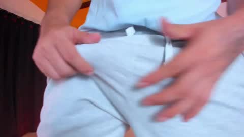 Snapshot of strosa_ chatting on 21, 2, 2025 strosa_ online show from 21, 2, 2025