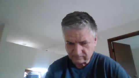 Snapshot of stuart9900 chatting on 1, 7, 2026 stuart9900 online show from 1, 7, 2026