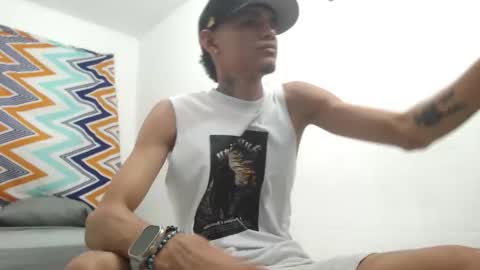 Snapshot of stuart_17 chatting on 10, 10, 2025 stuart_17 online show from 10, 10, 2025