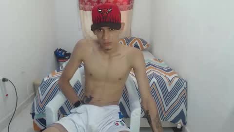 Snapshot of stuart_17 chatting on 22, 10, 2025 stuart_17 online show from 22, 10, 2025