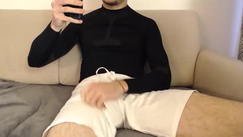 Stud From Paris online show from 19, 2, 2026