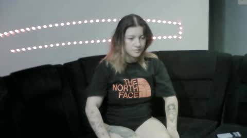 DORIANMAIRA online show from 15, 2, 2025