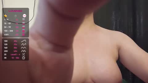 IG livinlavidakhai online show from 6, 10, 2025