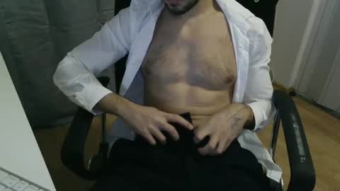 Snapshot of stv8000 chatting on 11, 1, 2025 STV8000 online show from 11, 1, 2025