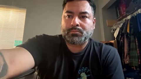 Snapshot of suavecito67 chatting on 27, 2, 2025 suavecito67 online show from 27, 2, 2025