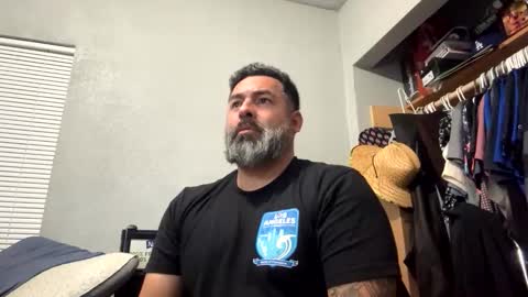 Snapshot of suavecito67 chatting on 6, 2, 2026 suavecito67 online show from 6, 2, 2026