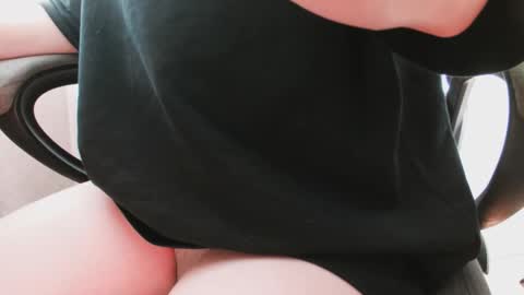 Snapshot of subfembo chatting on 11, 9, 2025 Sub Femboy online show from 11, 9, 2025