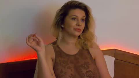 Snapshot of sublimecarla chatting on 21, 10, 2025 Carla online show from 21, 10, 2025