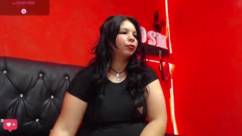 Snapshot of submissive__atina chatting on 8, 12, 2024 Nicky online show from 8, 12, 2024