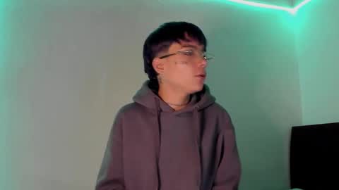 nico online show from 18, 2, 2025