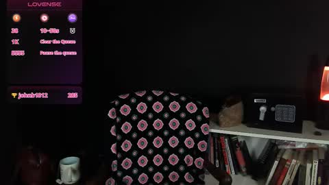 Snapshot of suburban_sickness chatting on 4, 3, 2026 Polly online show from 4, 3, 2026