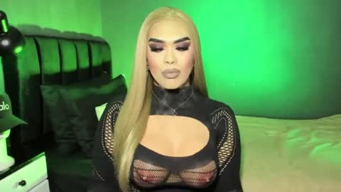 Snapshot of suckablecockoffreya chatting on 11, 7, 2026 JADE ELYSE online show from 11, 7, 2026