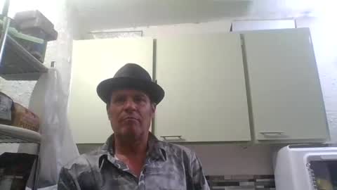 SUCKITU812 online show from 3, 2, 2025