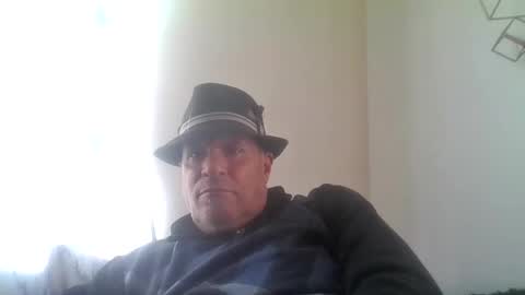 SUCKITU812 online show from 27, 2, 2025