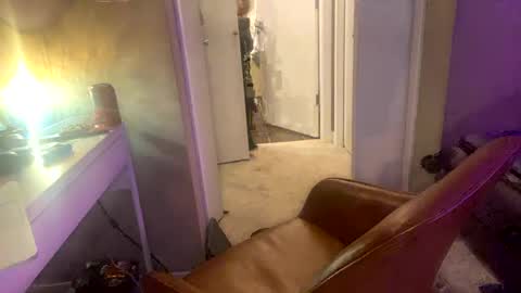 Snapshot of suckmythong410104 chatting on 18, 12, 2024 SaraSabeen online show from 18, 12, 2024