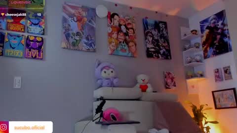 Snapshot of sucubo_69_ chatting on 1, 6, 2026 Rouss online show from 1, 6, 2026