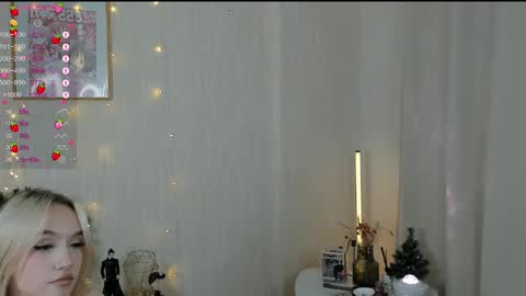 sue_everett online show from 22, 12, 2024