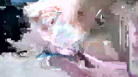 Snapshot of suesser0009 chatting on 5, 1, 2025 Martin sweetboy online show from 5, 1, 2025