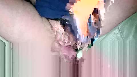 Snapshot of suesser0009 chatting on 2, 2, 2025 Martin sweetboy online show from 2, 2, 2025