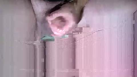 Snapshot of suesser0009 chatting on 5, 12, 2025 Martin sweetboy online show from 5, 12, 2025