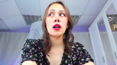 sugar blond online show from 24, 2, 2025