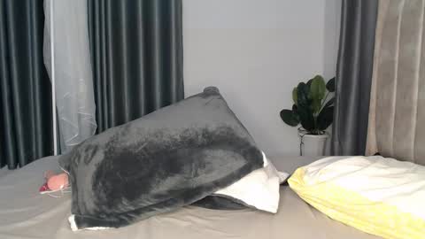 Snapshot of sugar_br0wn chatting on 5, 10, 2025 sugarboooty online show from 5, 10, 2025