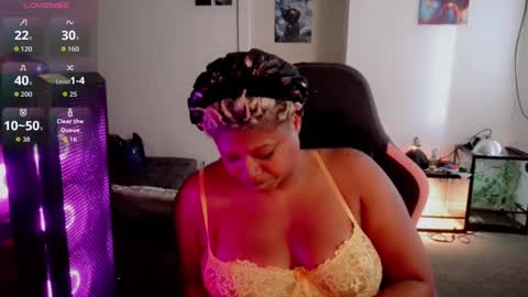 Snapshot of sugarbearlove87 chatting on 25, 9, 2025 lexi love online show from 25, 9, 2025