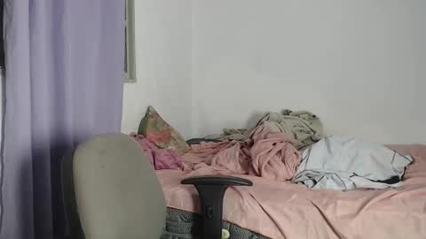 sour candy online show from 18, 12, 2025