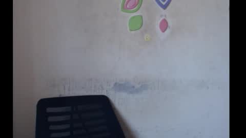 Bella online show from 4, 10, 2025