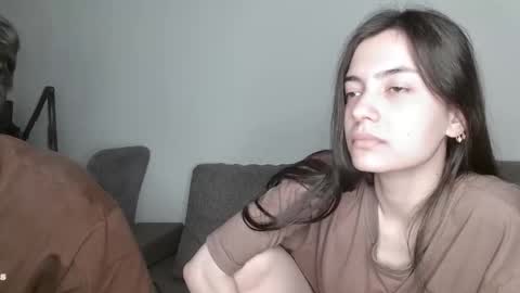 Sugarpeaach online show from 11, 11, 2025