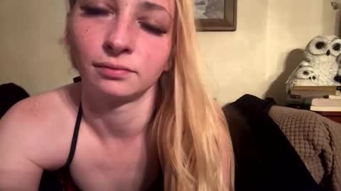 sugarrushxoxo online show from 9, 2, 2026