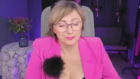 Vivien online show from 11, 1, 2025