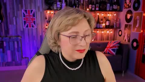 Vivien online show from 7, 3, 2025