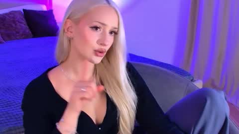 sugarwhisper online show from 10, 9, 2025