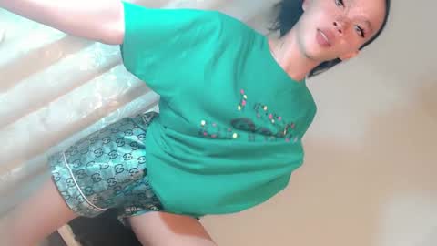 LoveSugar online show from 7, 1, 2025