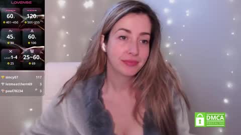 Snapshot of suggestivebehavior chatting on 23, 10, 2025 Mia online show from 23, 10, 2025