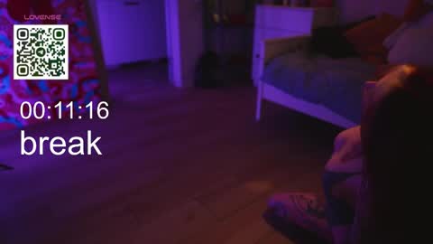 Snapshot of suk_ki chatting on 29, 10, 2025 Lika ginger Jessy blond online show from 29, 10, 2025