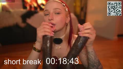 Snapshot of suk_ki chatting on 8, 6, 2026 Lika ginger Jessy blond online show from 8, 6, 2026