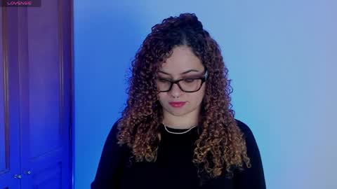 Snapshot of sultrysecrets_ chatting on 21, 4, 2026 Ann online show from 21, 4, 2026