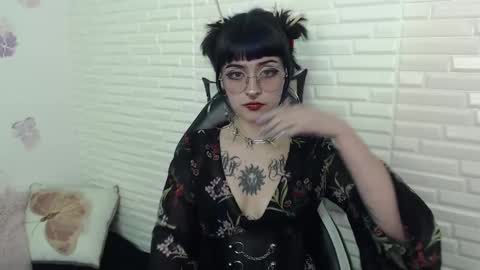 Sumak  online show from 9, 4, 2026