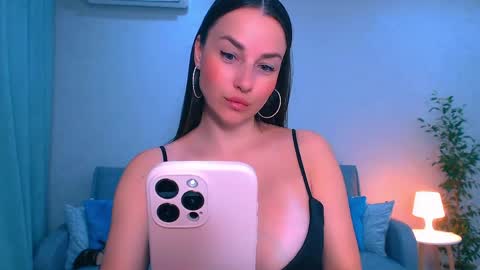 Christina online show from 9, 4, 2026