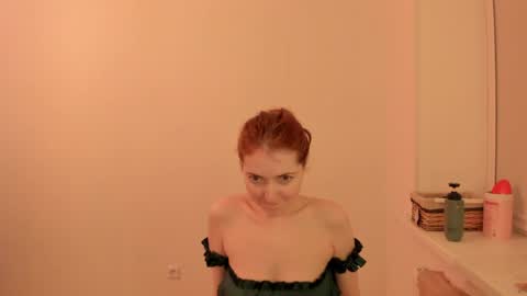 Summer Preston online show from 31, 3, 2026