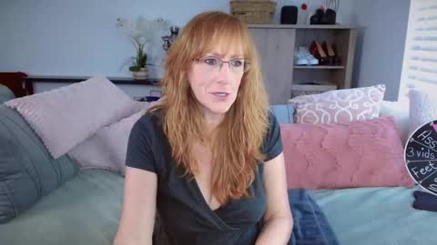 SummerKnightzzz online show from 22, 1, 2025