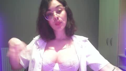 Snapshot of summerprints chatting on 4, 11, 2025 Summer online show from 4, 11, 2025