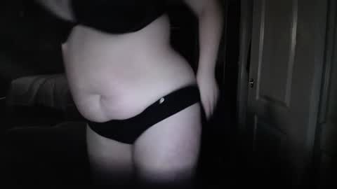 Snapshot of summerr51 chatting on 8, 6, 2026 summerr51 online show from 8, 6, 2026