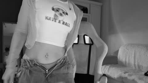 Miss Nelly online show from 2, 12, 2024