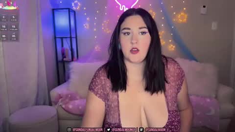 Snapshot of sundaemoon chatting on 10, 9, 2025 sundaemoon online show from 10, 9, 2025